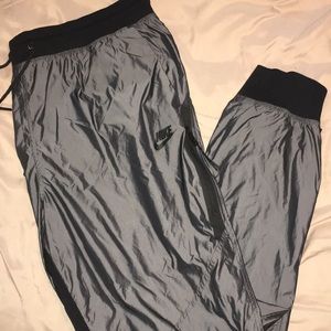 Nike joggers!!